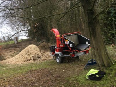 transformation branchage en copeaux de bois